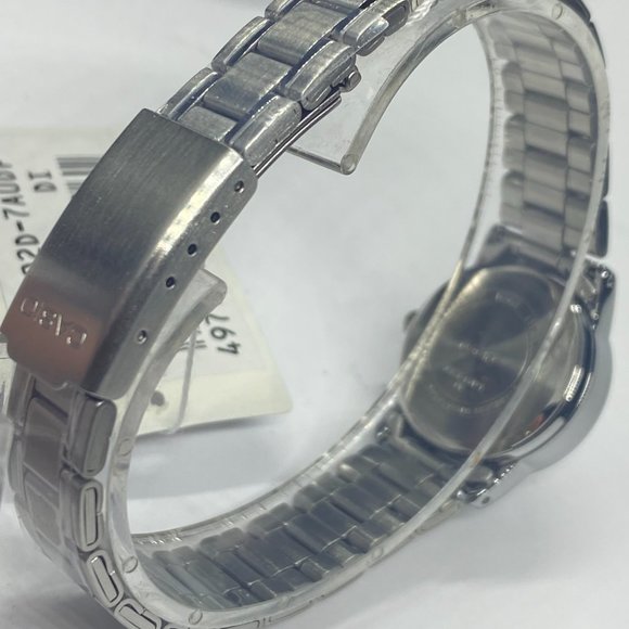 Casio New Wrist Watch for Ladies / Teen / Adult , Staineless Steel
